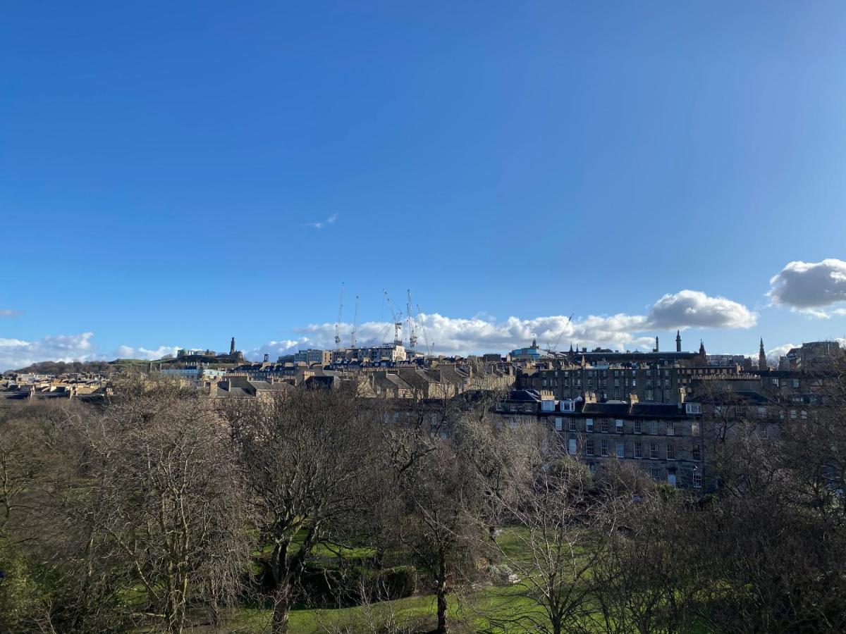 New Town Apartment With Castle View Edinburgh Dış mekan fotoğraf