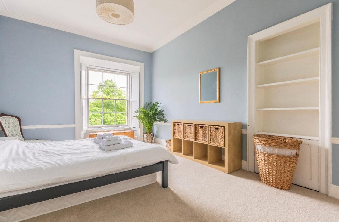 New Town Apartment With Castle View Edinburgh Dış mekan fotoğraf