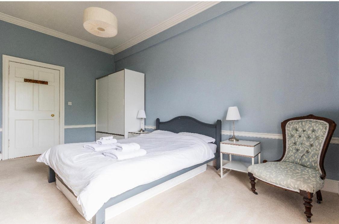 New Town Apartment With Castle View Edinburgh Dış mekan fotoğraf