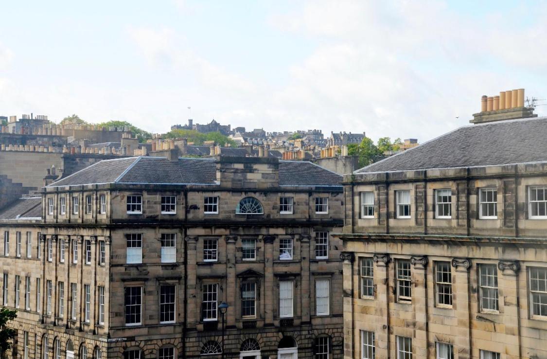 New Town Apartment With Castle View Edinburgh Dış mekan fotoğraf